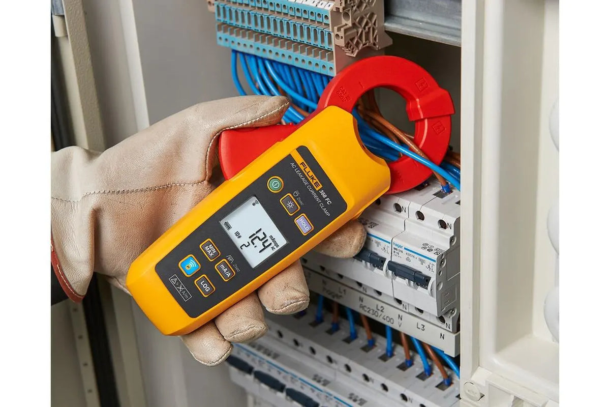 Fluke 368 Leakage Current Clamp Meter